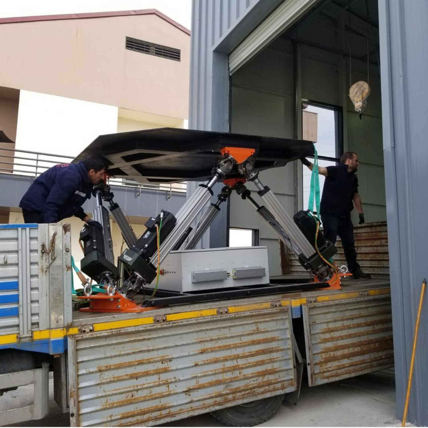 Servo linear actuator 220v replace hydraulics in flight simulatorsDGR